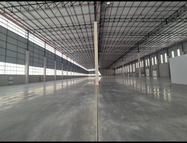 12,675M² WAREHOUSE TO LET IN LINBRO PARK